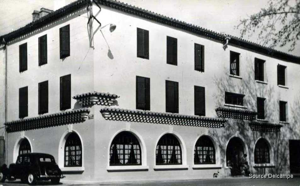 11 Quillan Hotel La Chaumiere.jpg